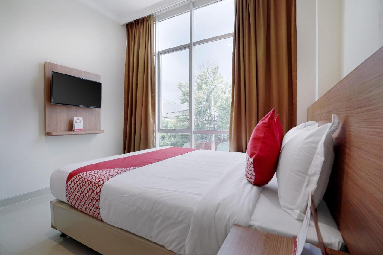 Oyo 415 The Kartini 8 Residence Jakarta Exterior photo