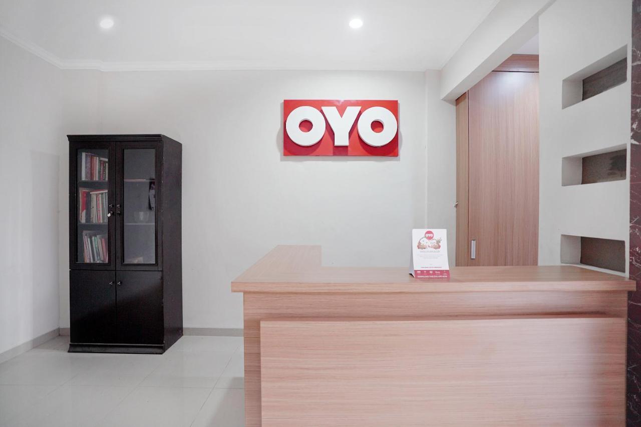 Oyo 415 The Kartini 8 Residence Jakarta Exterior photo