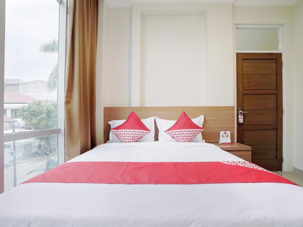 Oyo 415 The Kartini 8 Residence Jakarta Exterior photo