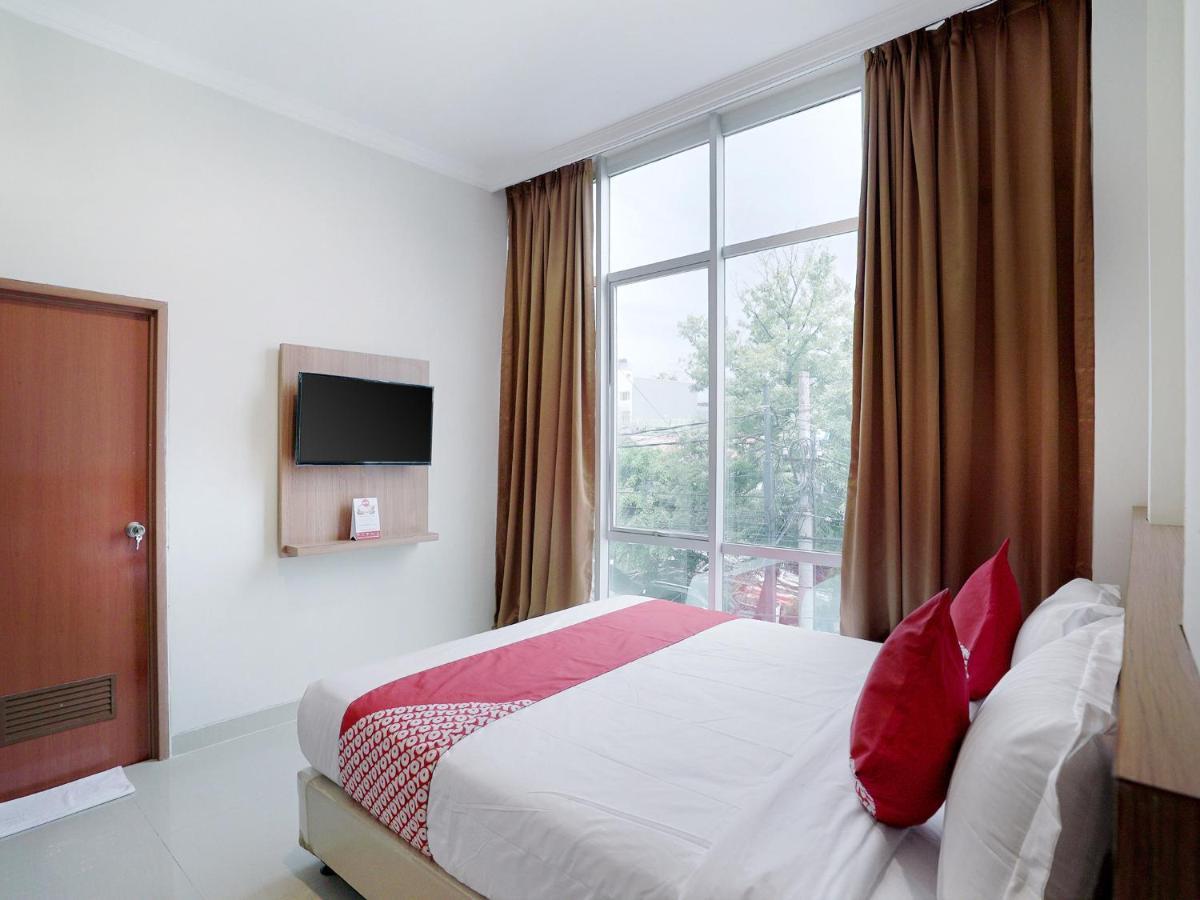 Oyo 415 The Kartini 8 Residence Jakarta Exterior photo