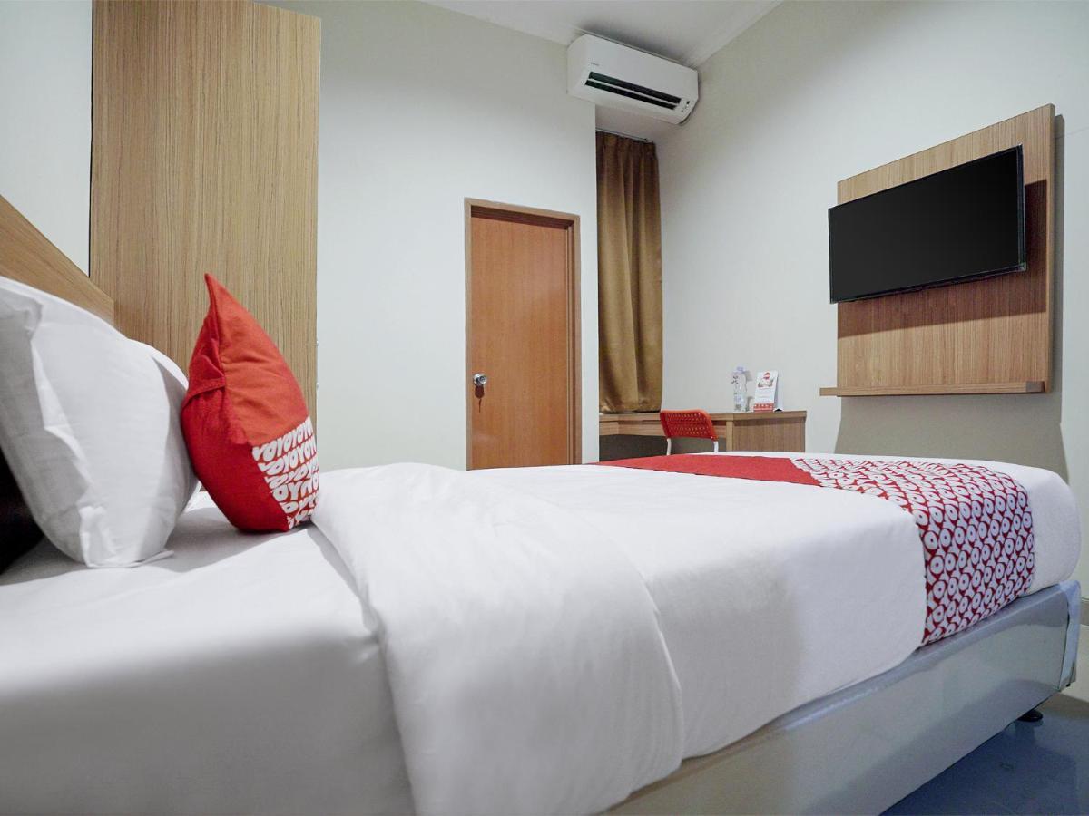 Oyo 415 The Kartini 8 Residence Jakarta Exterior photo