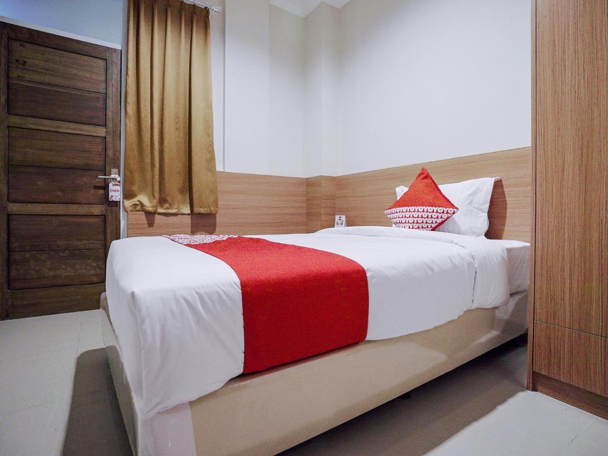 Oyo 415 The Kartini 8 Residence Jakarta Exterior photo
